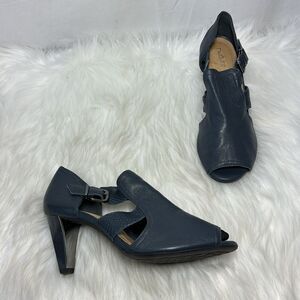 Nurture By Lamaze Navy Leather Peep Toe Heels‎ Sz 8.5